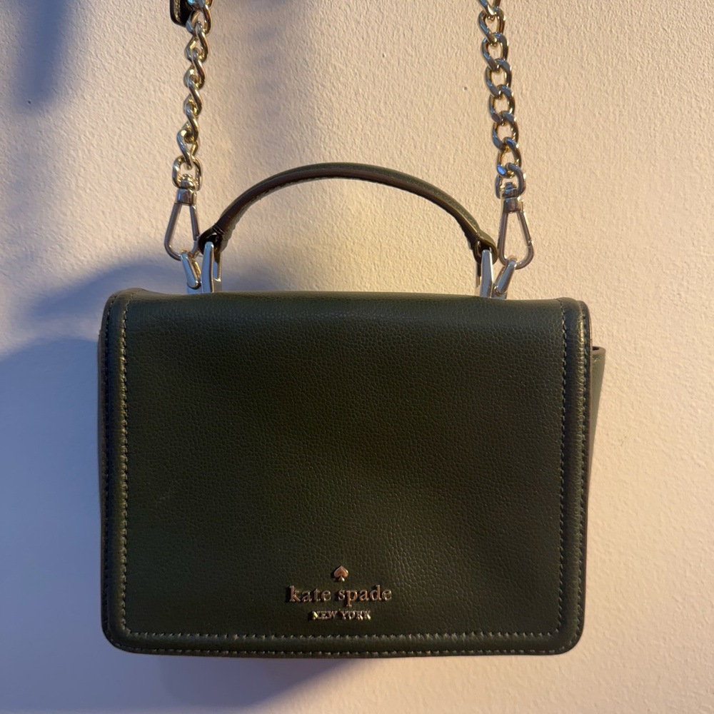 Kate Spade Green Crossbody Bag with detachable gold chain strap